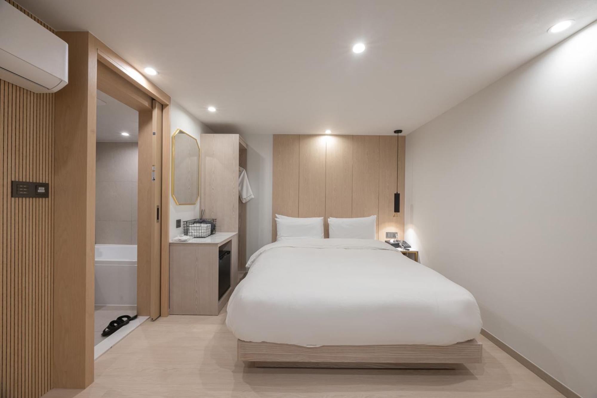 Hotel Bellus Busan Exterior photo